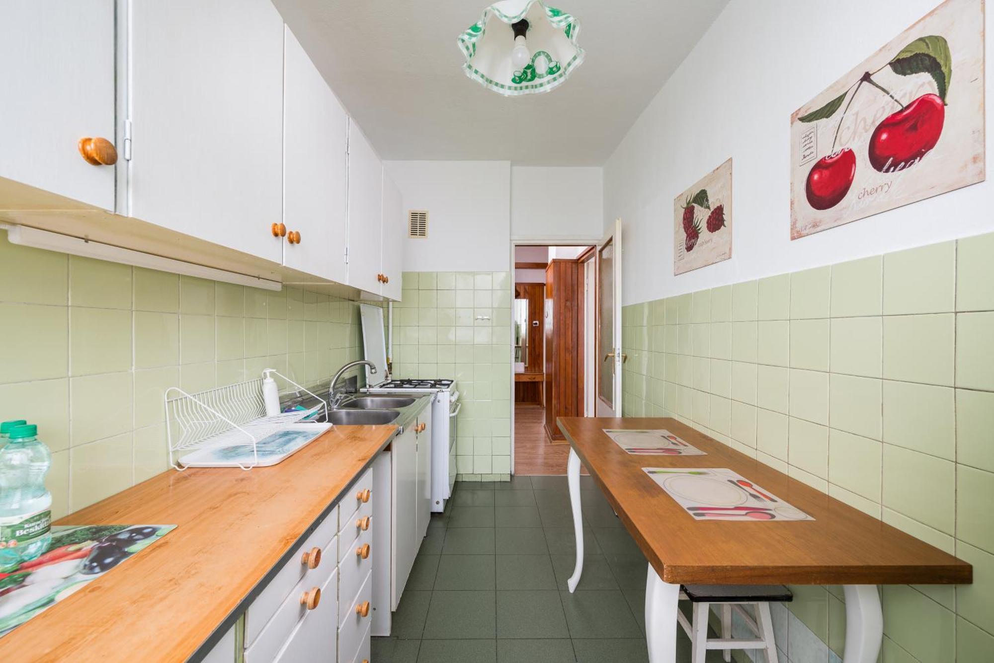 Old Town 3-bedroom Butas *