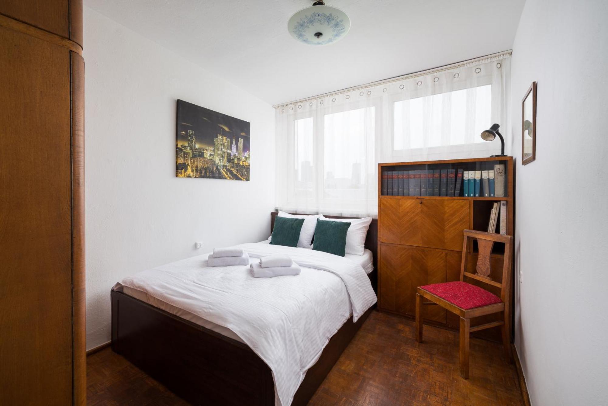 Old Town 3-bedroom Butas
