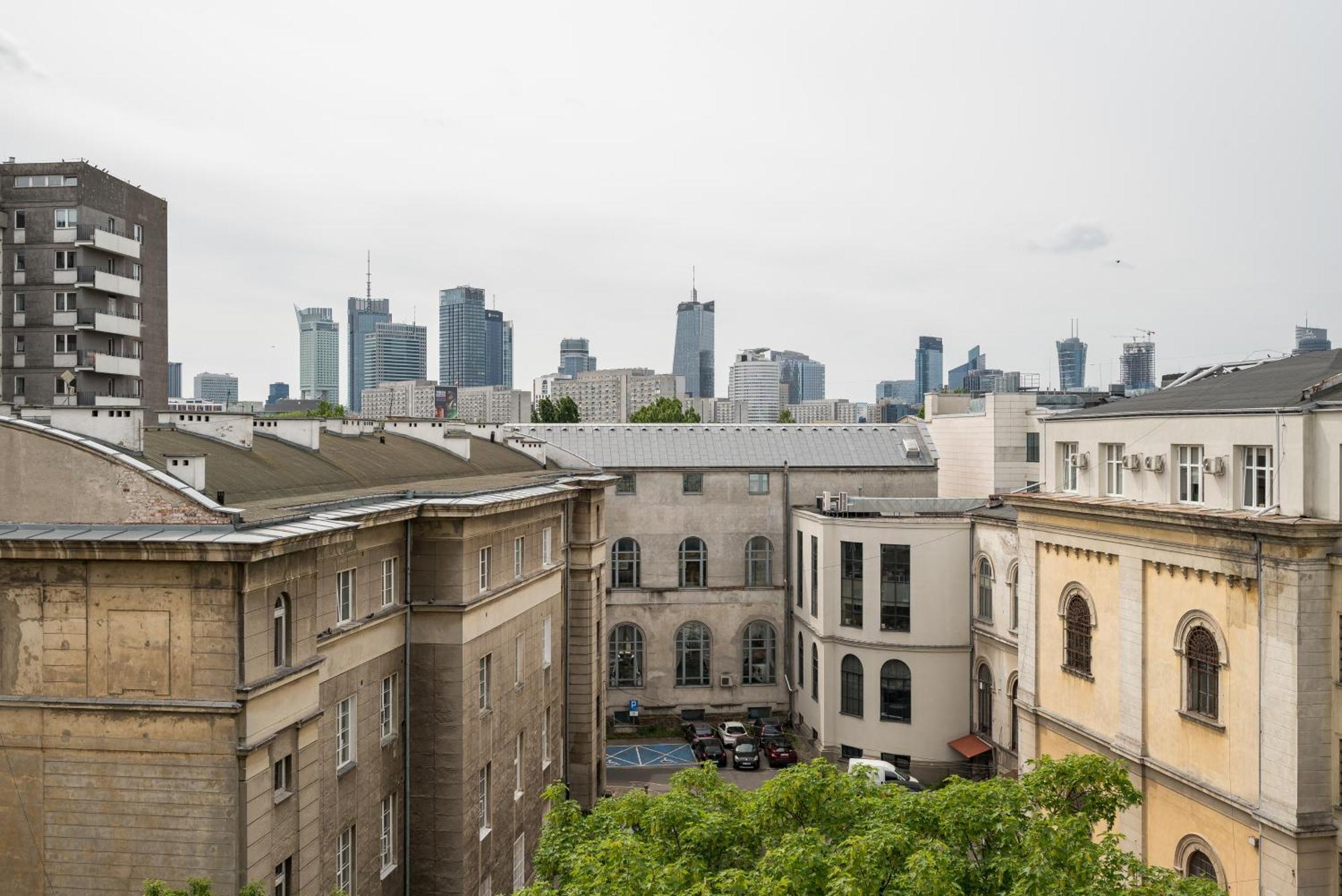 Old Town 3-bedroom Butas